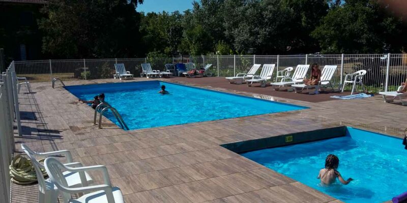 Camping Landes | piscine chauffée pataugeoire